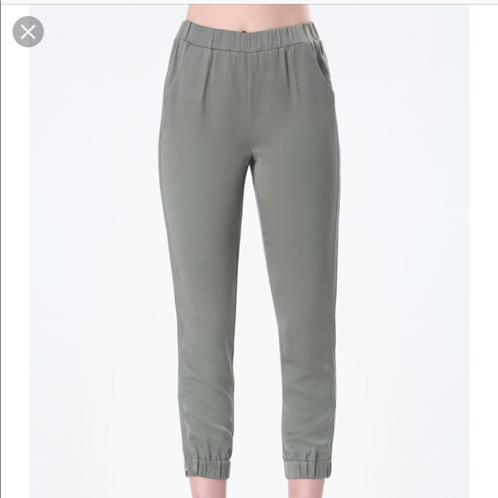 Bebe Jogging Pants Large